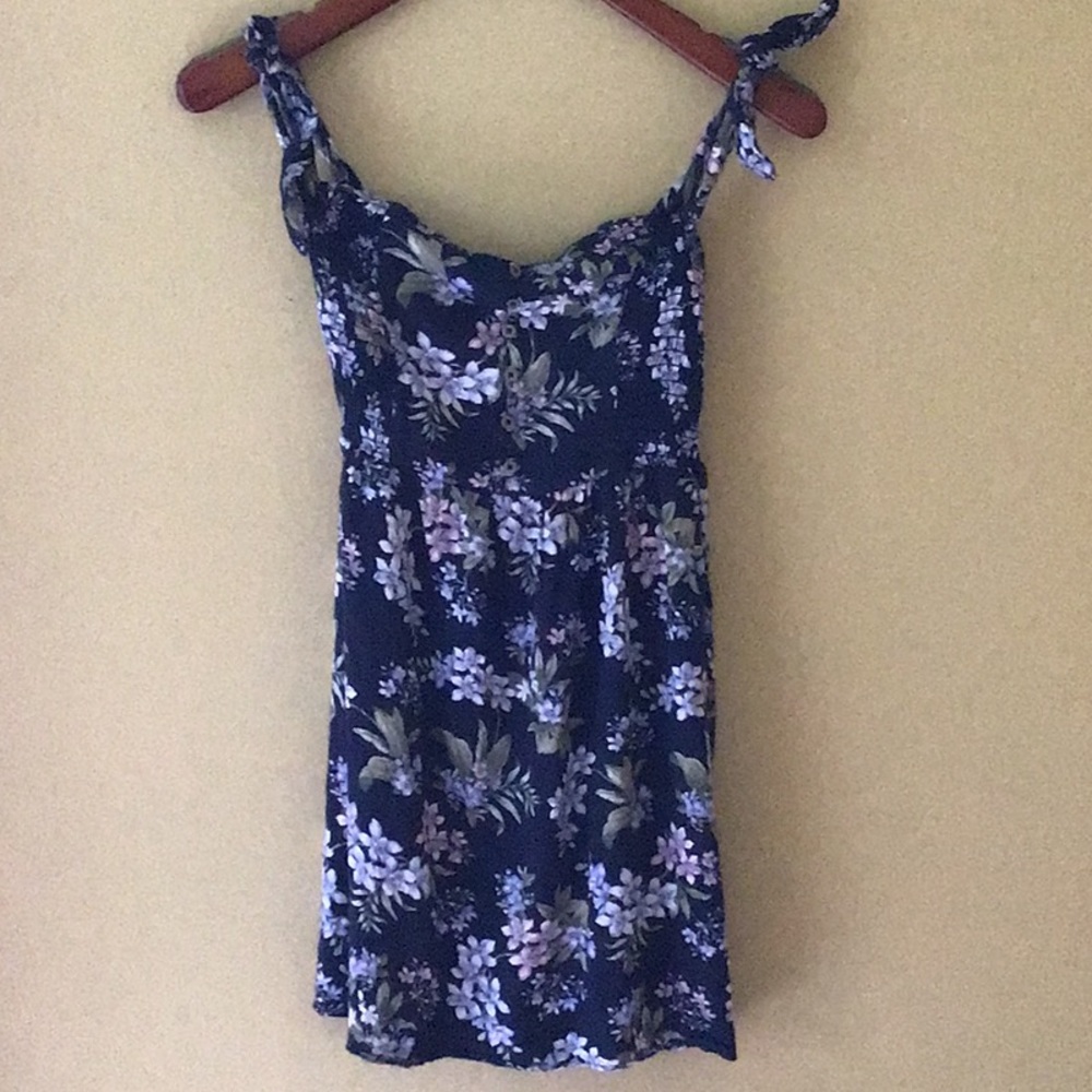 American Eagle women’s juniors dress clothes S 0 1